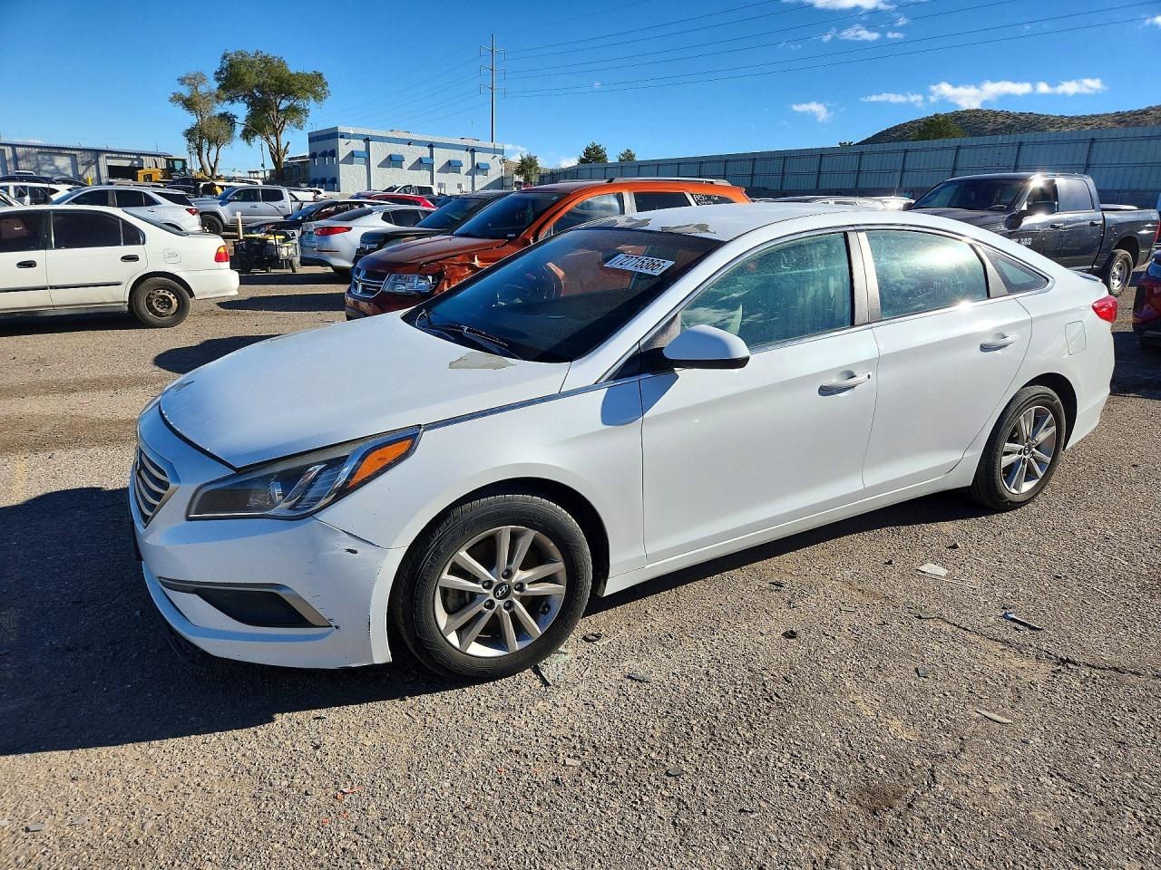 2017 HYUNDAI SONATA SE, Eco — Front 3/4