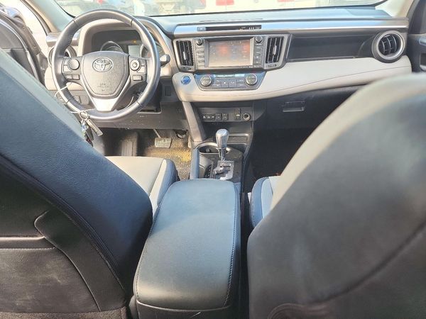 2017 TOYOTA RAV4 Ltd Hybrid — CKPT