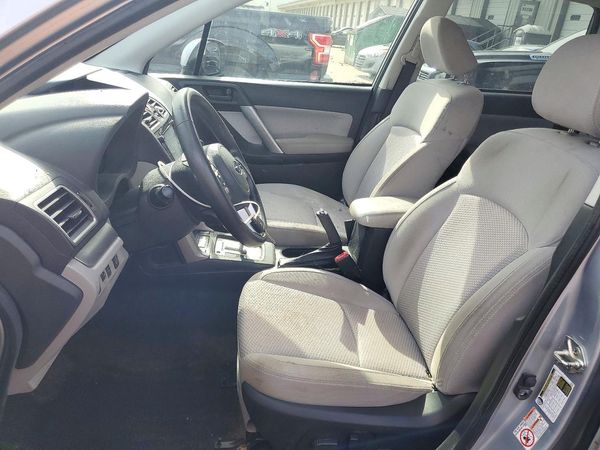 2018 SUBARU FORESTER Premium+ES — DENT