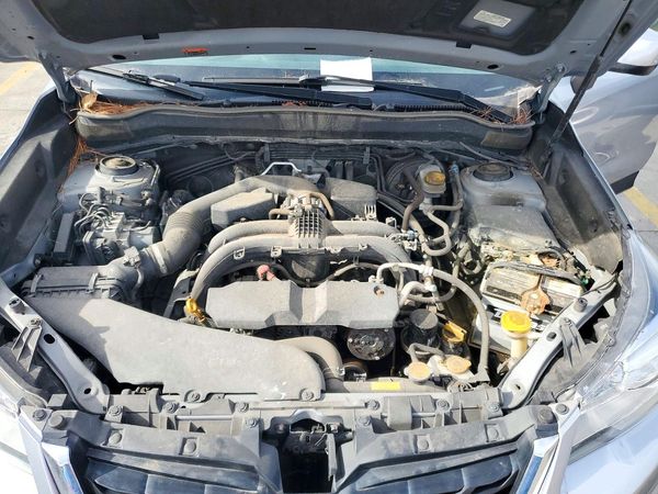 2018 SUBARU FORESTER Premium+ES — Engine bay