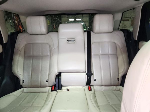 2019 LAND ROVER RANGE ROVER SPORT HSE — SUVN