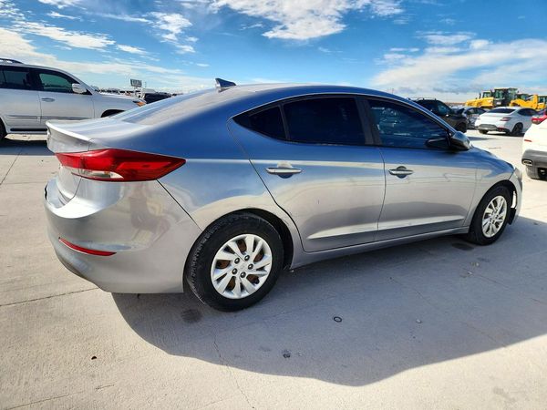 2017 HYUNDAI ELANTRA SE Base — PSRA