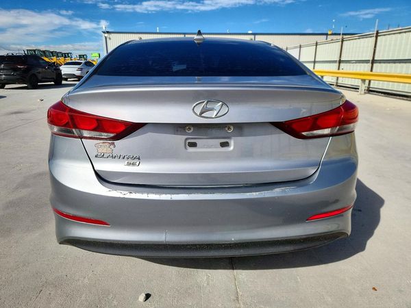 2017 HYUNDAI ELANTRA SE Base — DIRR