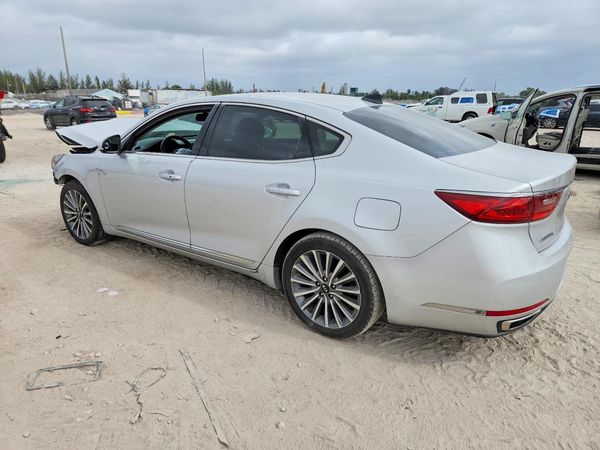 2017 KIA CADENZA Premium