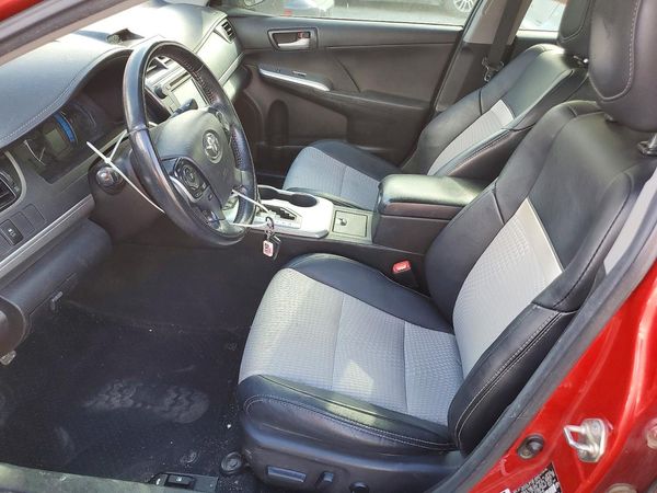 2014 TOYOTA CAMRY