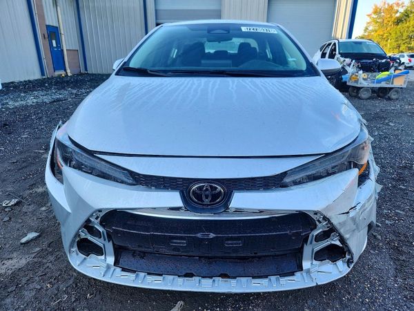 2025 TOYOTA COROLLA LE — DIRF