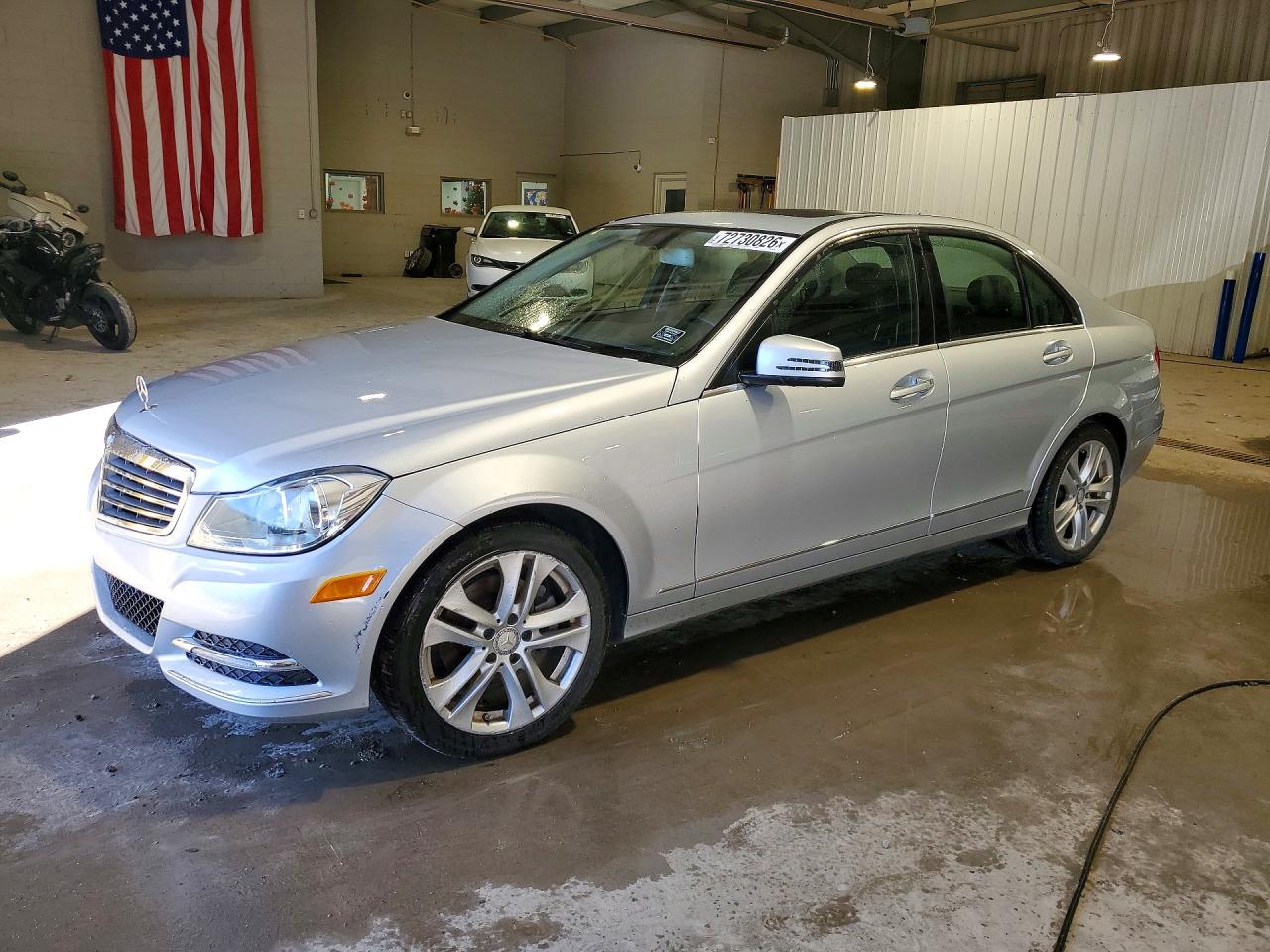2013 MERCEDES-BENZ C C250 — Front 3/4