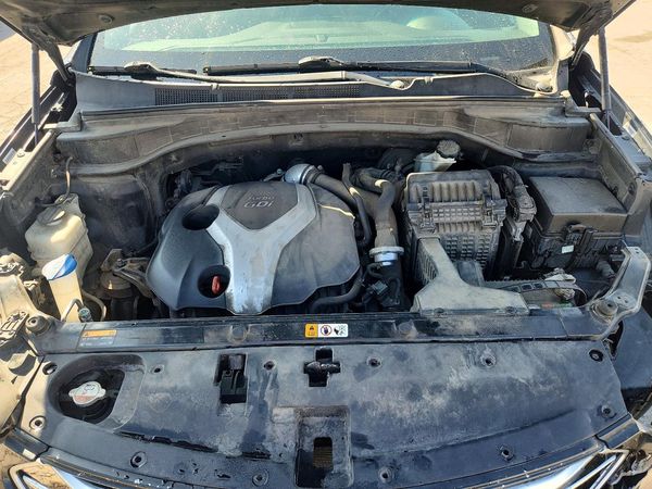 2015 HYUNDAI SANTA FE TOP — Engine bay
