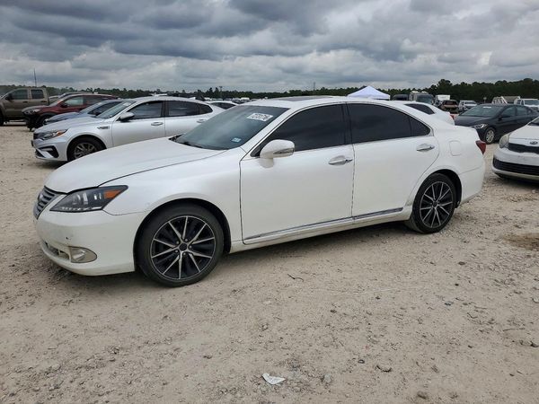 2012 LEXUS ES — DSFA — Front 3/4