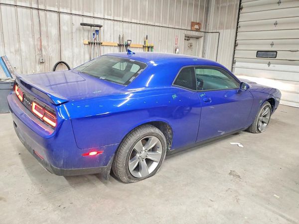 2022 DODGE CHALLENGER SXT