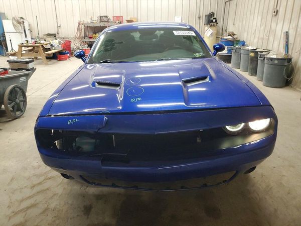 2022 DODGE CHALLENGER SXT