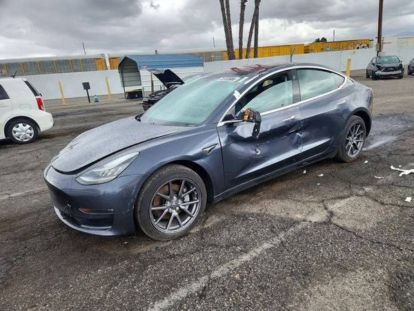 2018 TESLA MODEL 3 — Front 3/4