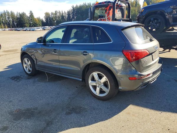 2012 AUDI Q5 Premium Plus — DSRA