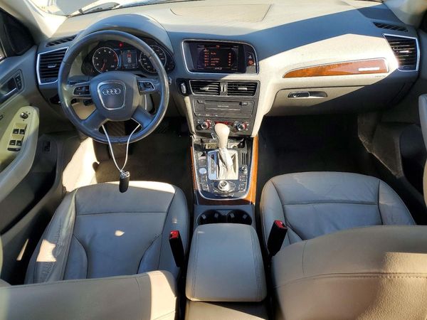2012 AUDI Q5 Premium Plus — CKPT