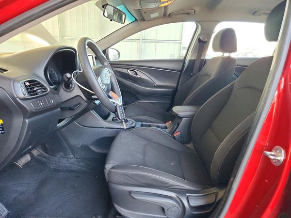 2019 HYUNDAI ELANTRA Elantra GT — DENT