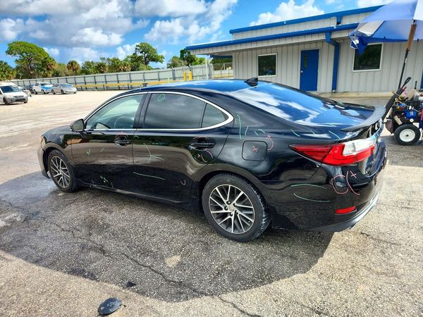 2016 LEXUS ES 350 — DSRA