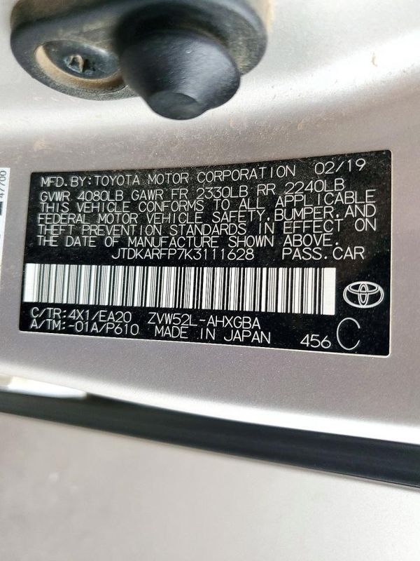 2019 TOYOTA PRIUS Plus/Premium/Advanced — VINS