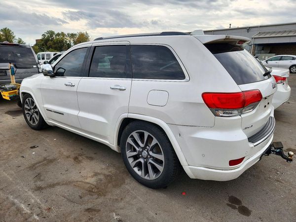 2017 JEEP CHEROKEE Overland — DSRA
