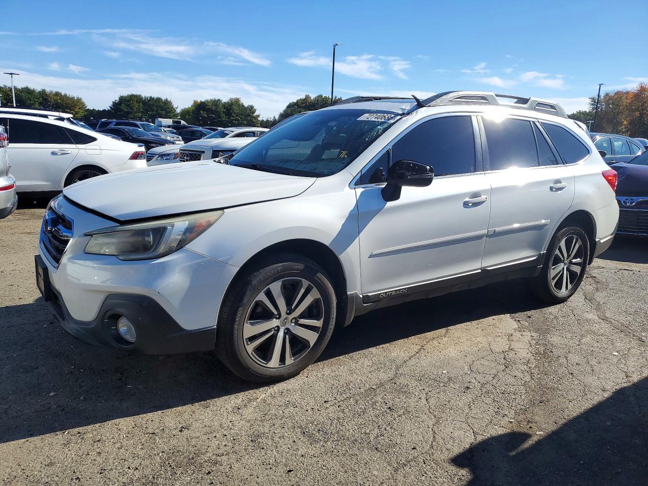 2019 SUBARU OUTBACK Limited+M/R+ES+NAVI — Front 3/4