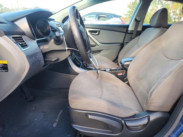 2015 HYUNDAI ELANTRA GLS(Middle) — DENT