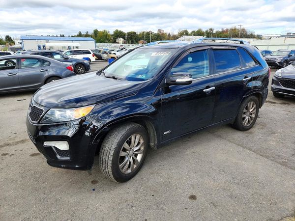 2012 KIA SORENTO TOP (High Grade) — Front 3/4