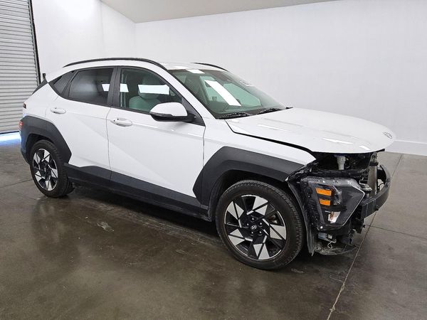 2024 HYUNDAI KONA SE — Passenger 3/4