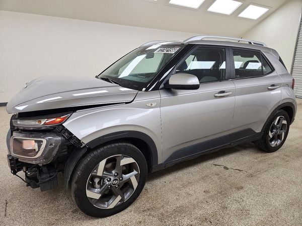 2023 HYUNDAI VENUE SEL, Limited — Front 3/4