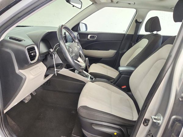 2023 HYUNDAI VENUE SEL, Limited — DENT