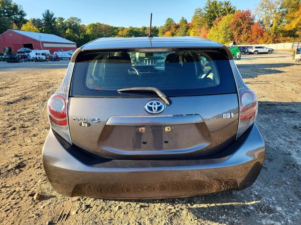 2013 TOYOTA PRIUS — DIRR