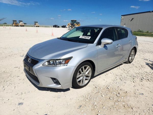 2015 LEXUS CT 200 200h — Front 3/4