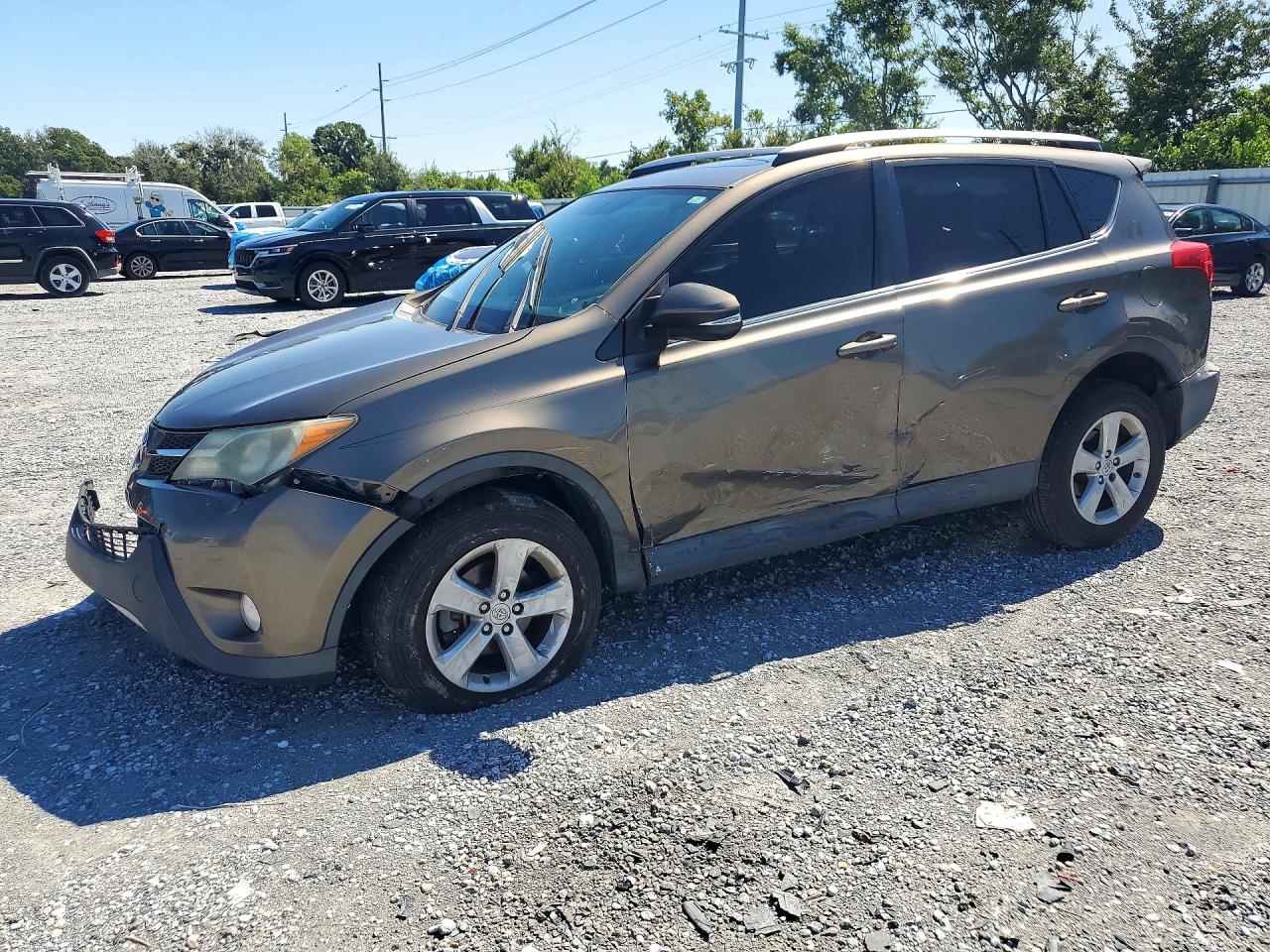 2013 TOYOTA RAV4 Sports — Front 3/4