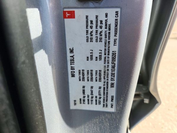 2018 TESLA MODEL 3 — VINS