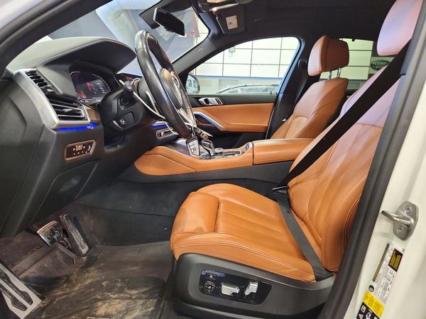 2022 BMW X6 xDrive40i — DENT
