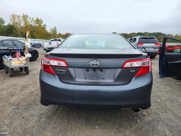 2013 TOYOTA CAMRY — DIRR