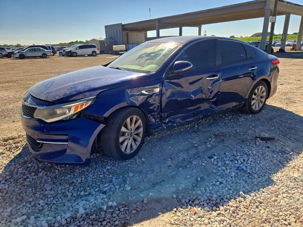 2017 KIA OPTIMA — DSFA — Front 3/4