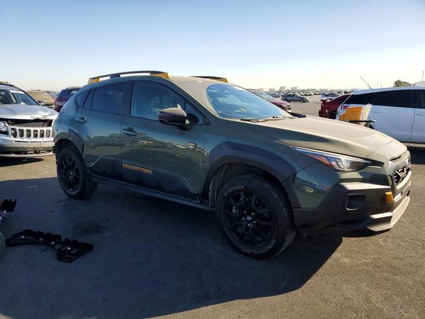 2024 SUBARU CROSSTREK Wilderness — Passenger 3/4