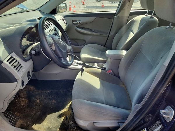2013 TOYOTA COROLLA — DENT