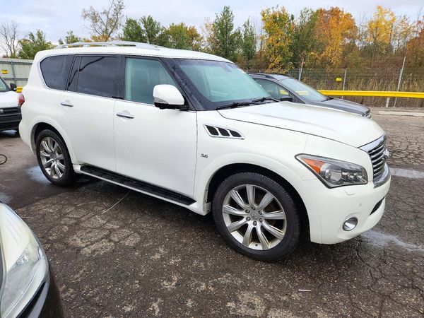 2014 INFINITI QX80 — Passenger 3/4