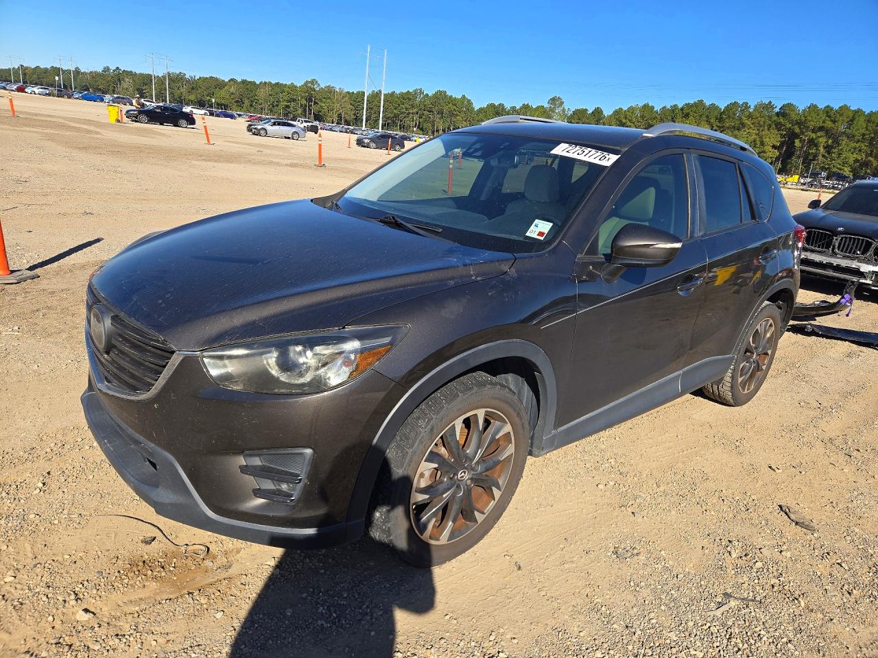 2016 MAZDA CX-5 Grand Touring/GT — Front 3/4