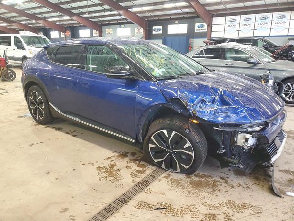 2022 KIA EV6 Light, Wind, GT-Line — Passenger 3/4