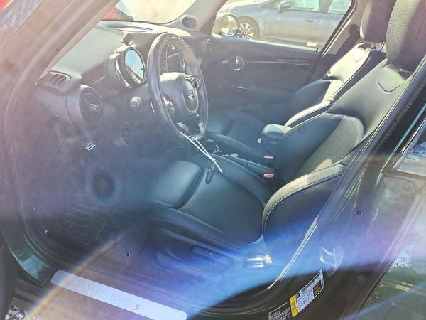 2016 MINI COOPER — DENT