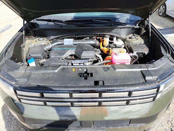 2025 HYUNDAI SANTA FE SEL — Engine bay