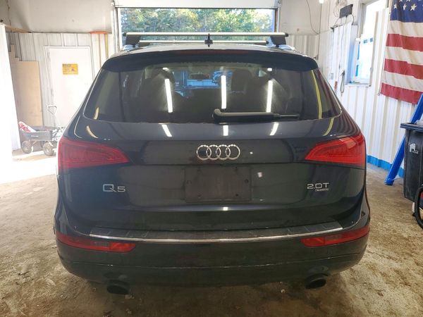 2014 AUDI Q5 Premium Plus — DIRR