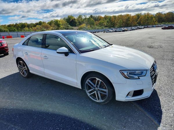 2019 AUDI A3 quattro Premium — Passenger 3/4