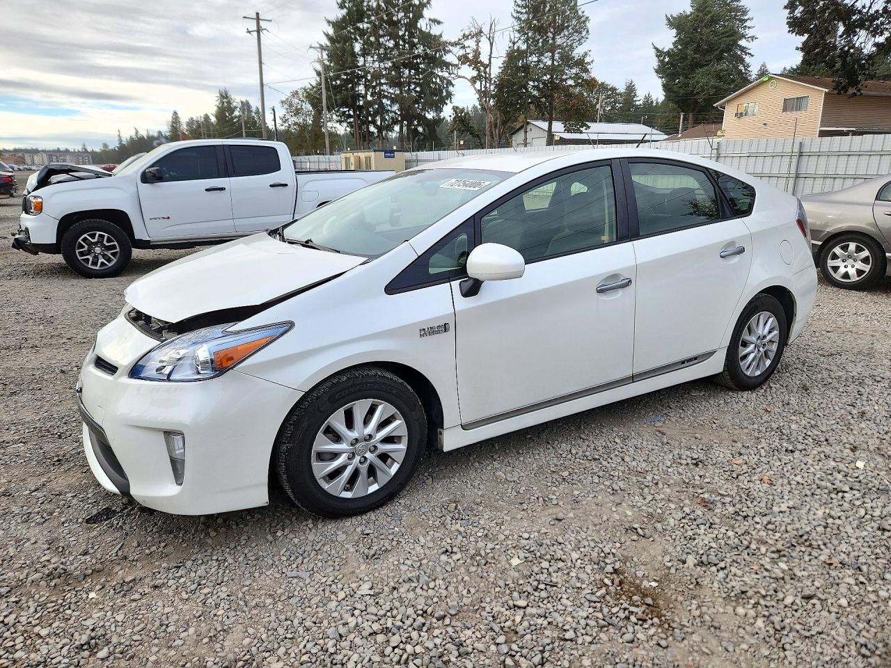 2012 TOYOTA PRIUS — Front 3/4
