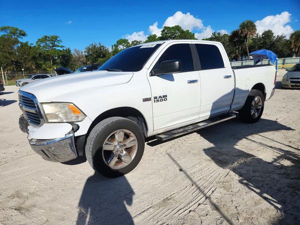 2014 RAM 1500 SLT — Front 3/4