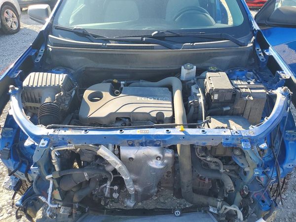 2019 CHEVROLET EQUINOX LS — Engine bay