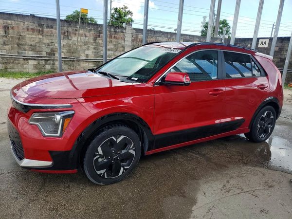 2024 KIA NIRO Wind — Front 3/4