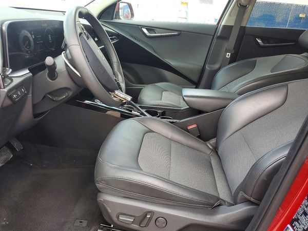 2024 KIA NIRO Wind — DENT