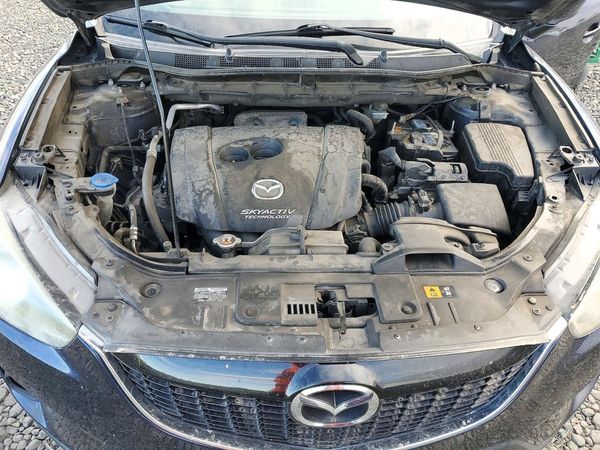 2014 MAZDA CX-5 Touring/GS — Engine bay